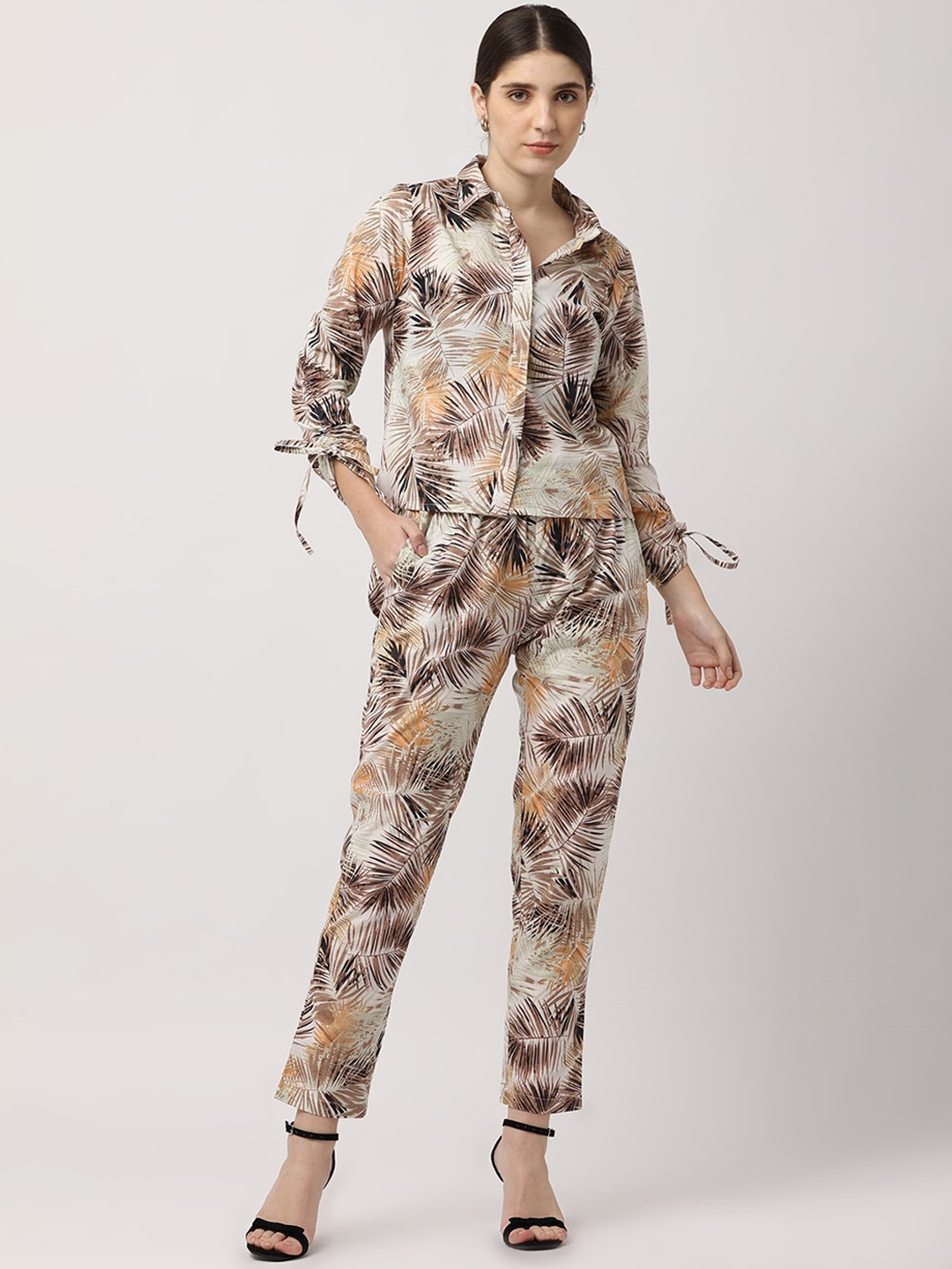 BLACK & BLAH BLAH Set of 2 Relaxed Fit Floral Printed Pure Cotton Co-Ord, Off white