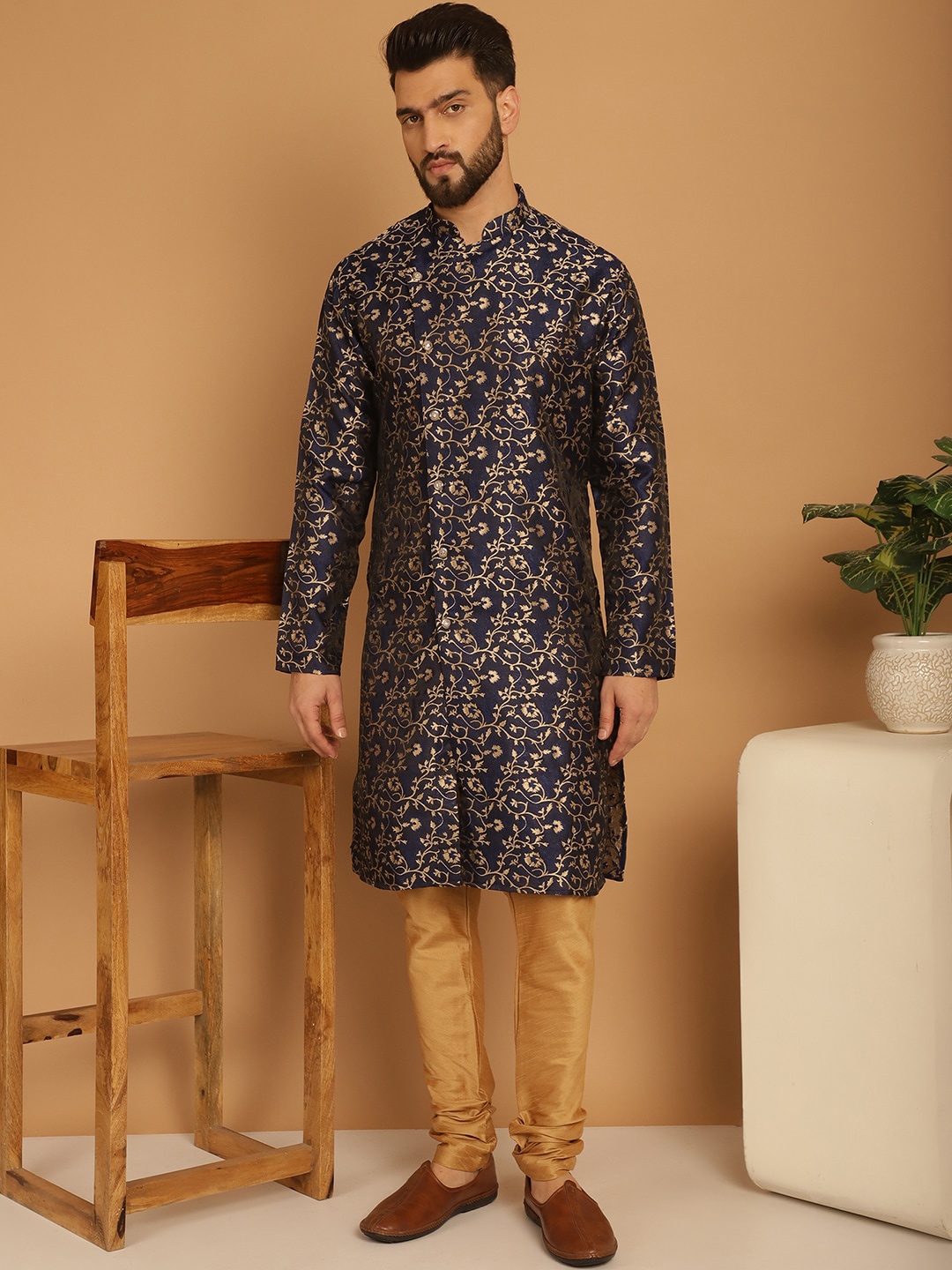 

TREEMODA Men Ethnic Motifs Regular Dupion Silk Kurta with Churidar, Blue