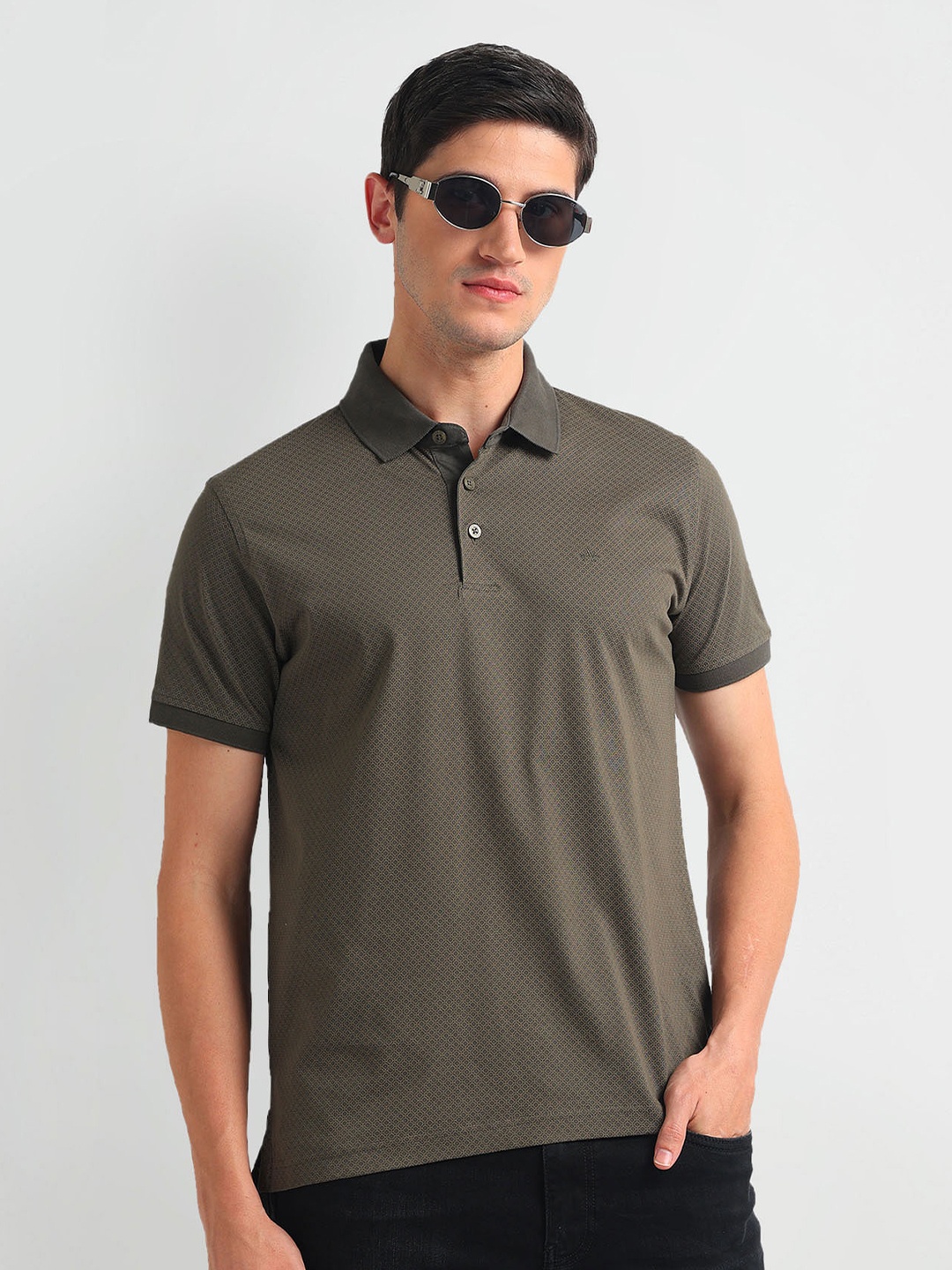 

Arrow Geometric Printed Polo Collar T-shirt, Olive
