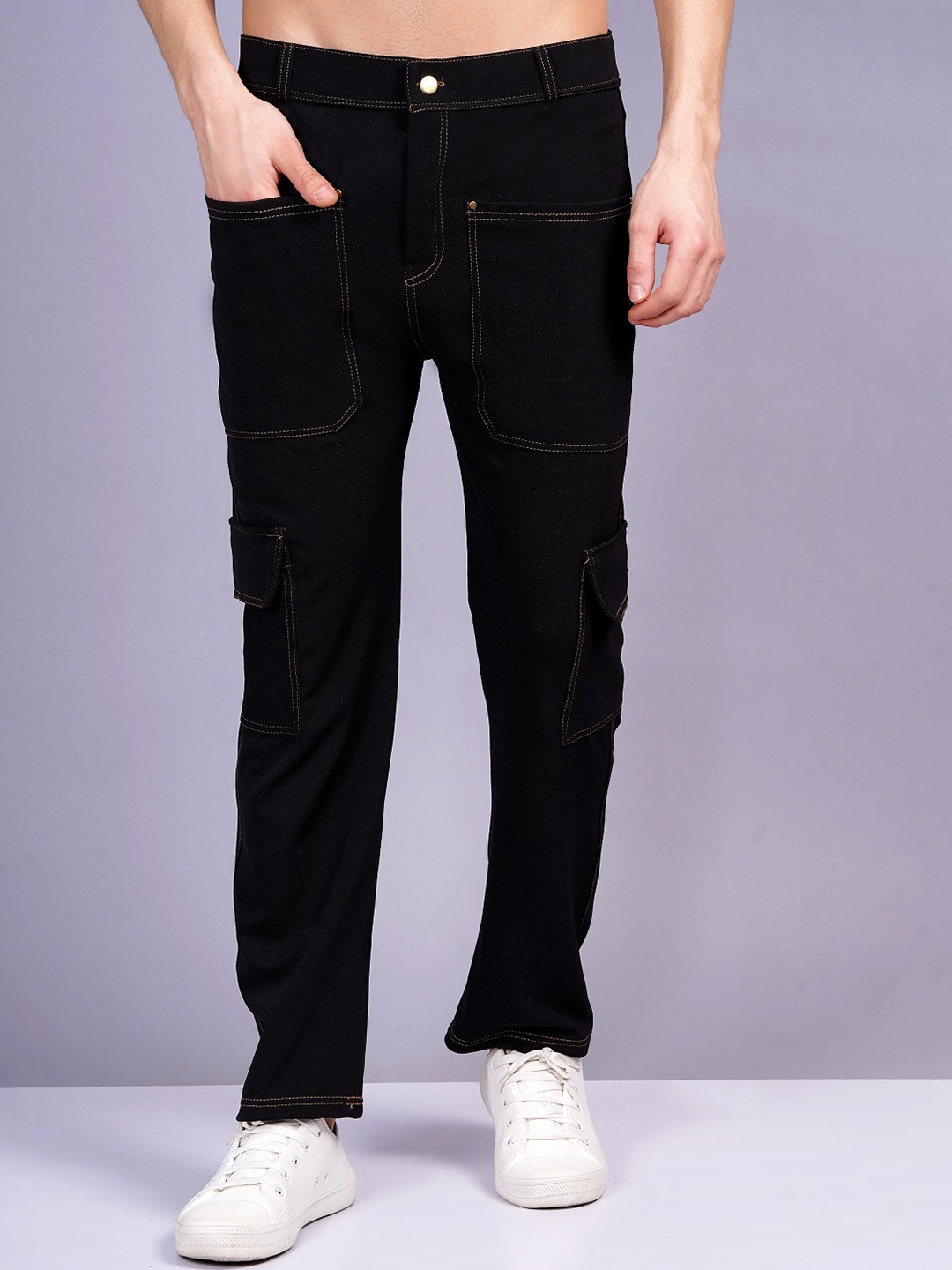 

WE PERFECT Men Relaxed Fit Low-Rise Cargos Trouser, Black