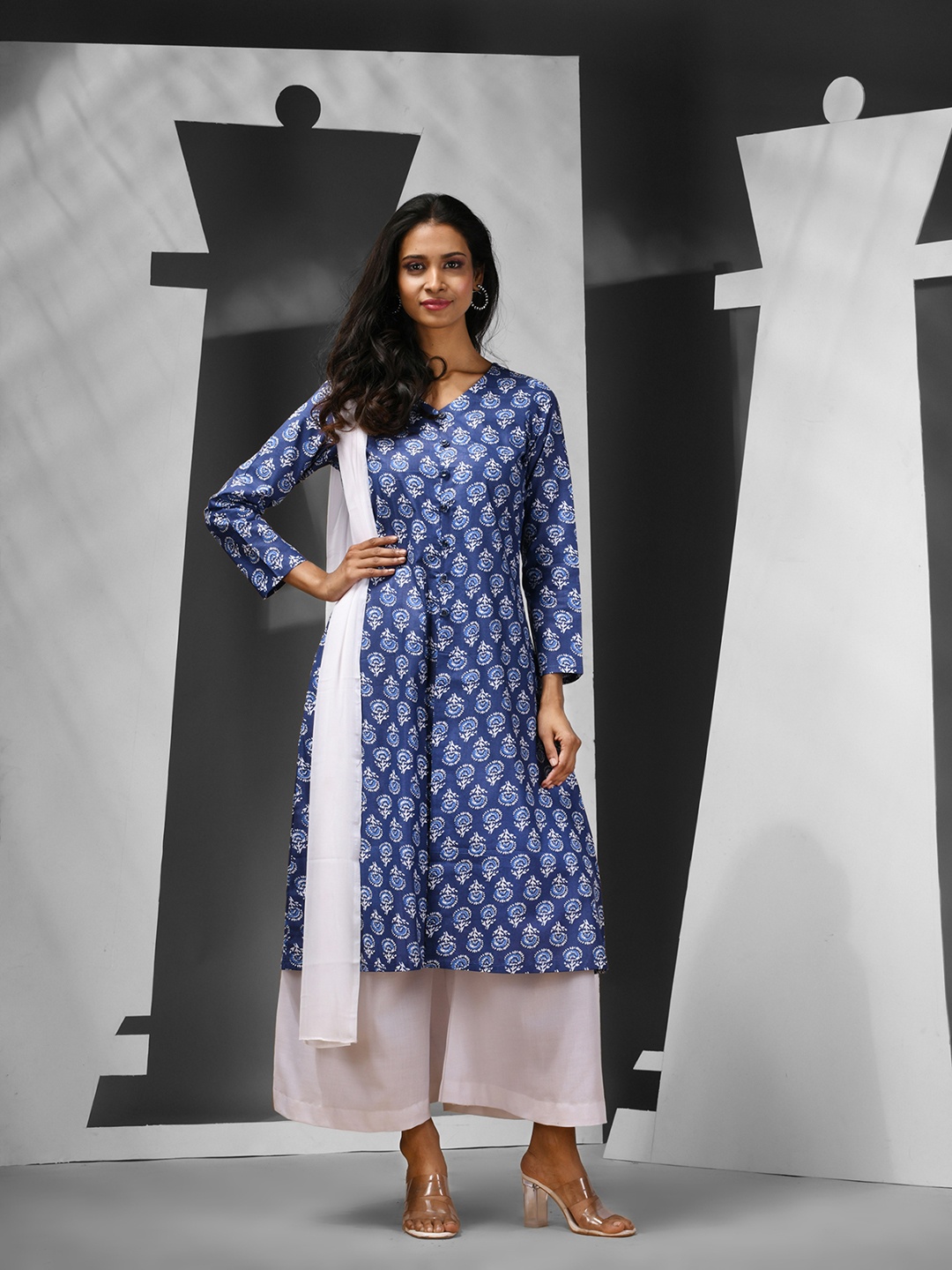 

Charukriti Women Ethnic Motifs Printed Regular Pure Cotton Kurta with Palazzos & With Dupatta, Blue