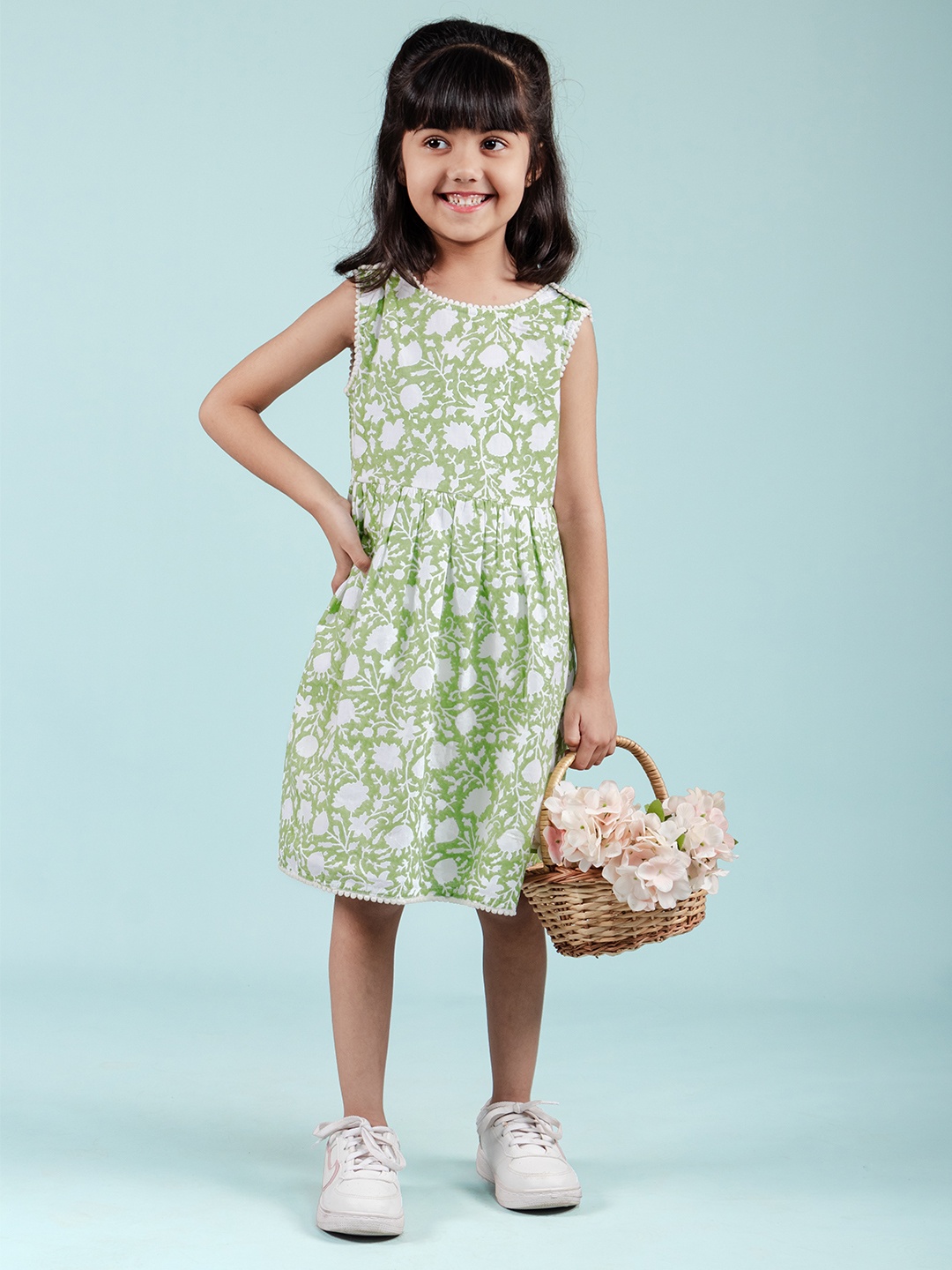 

TWEENY MINI Girls Floral Printed Pure Cotton Fit & Flare Dress, Green