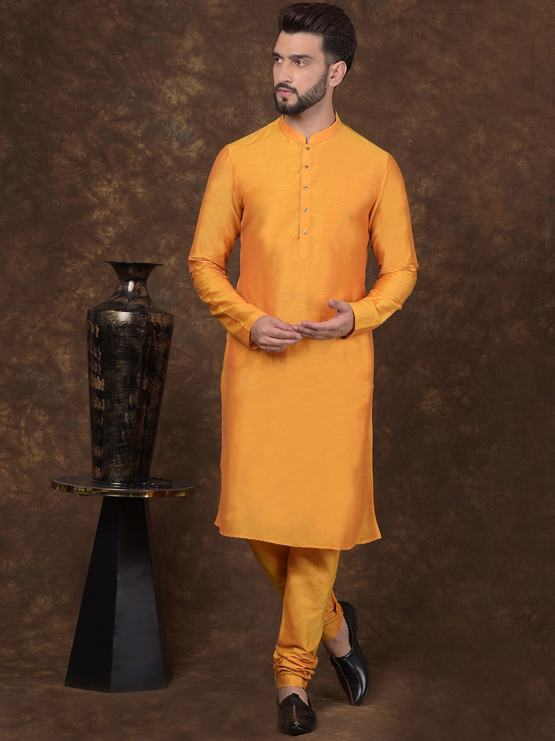 

DEYANN Men Regular Kurta with Churidar, Orange