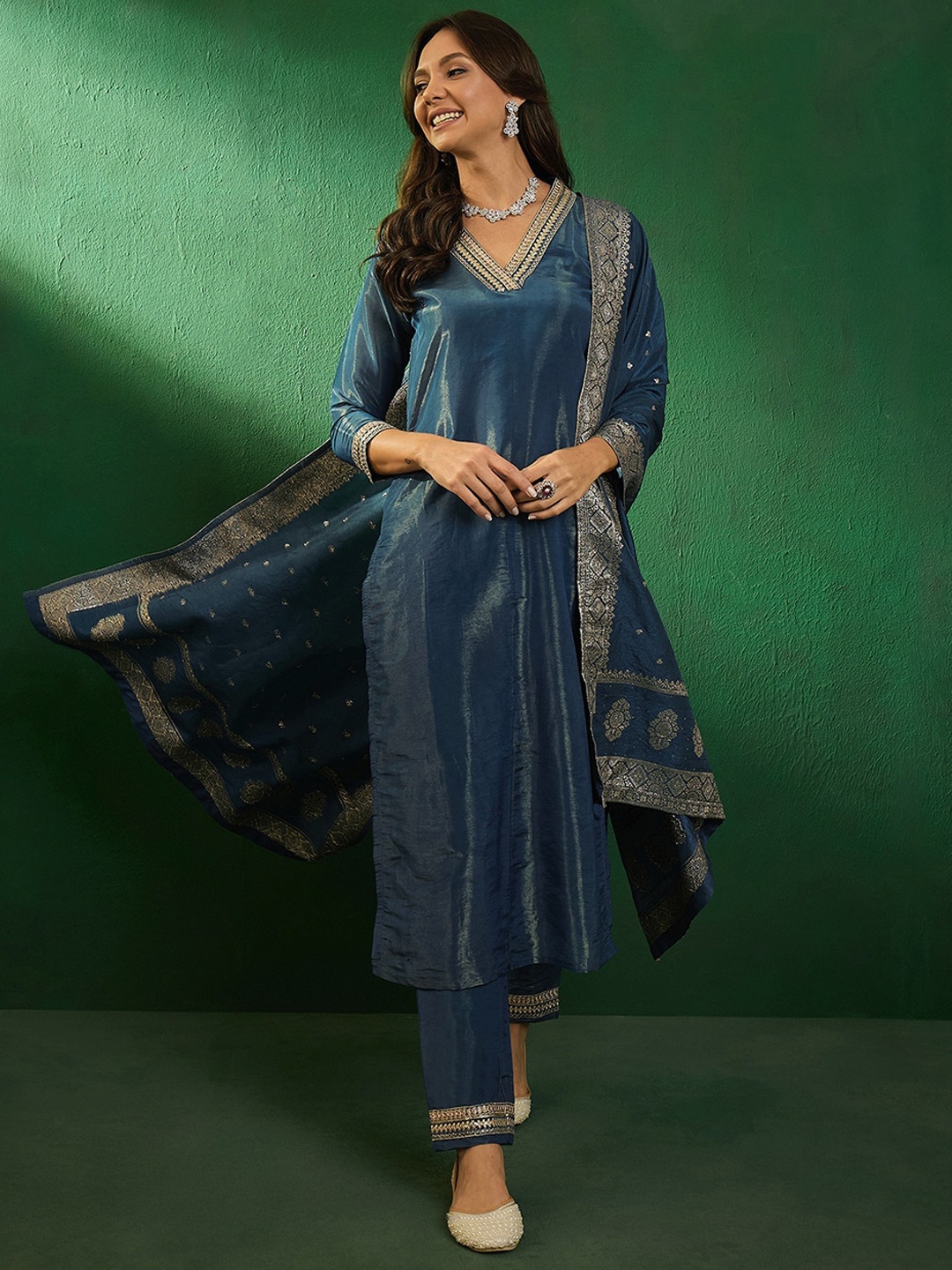 

Sangria Embroidered V-Neck Kurta With Trousers & Dupatta, Teal