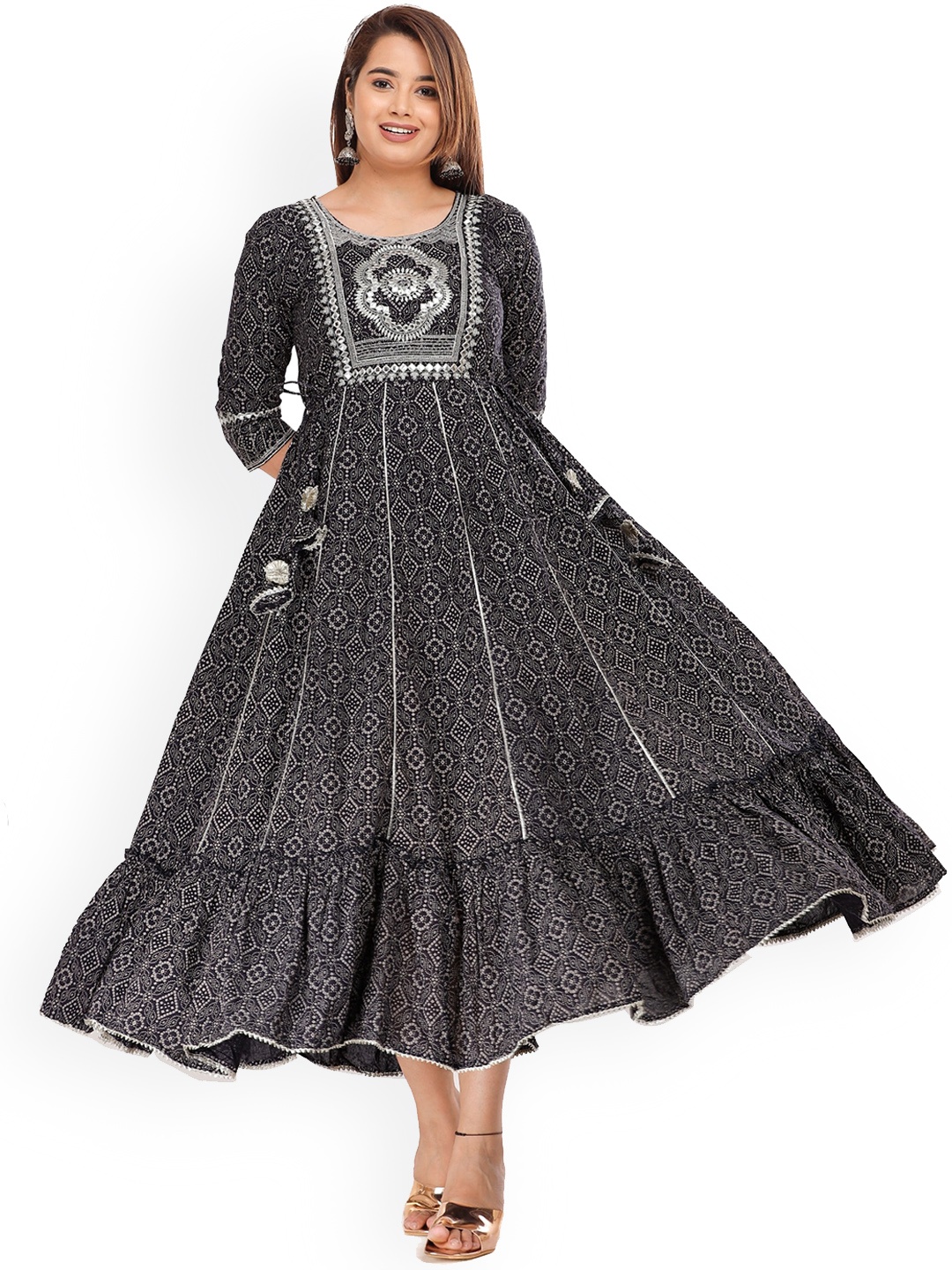 

HIGHLIGHT FASHION EXPORT Women Ethnic Motifs Embroidered Flared Sleeves Thread Work Anarkali Kurta, Navy blue