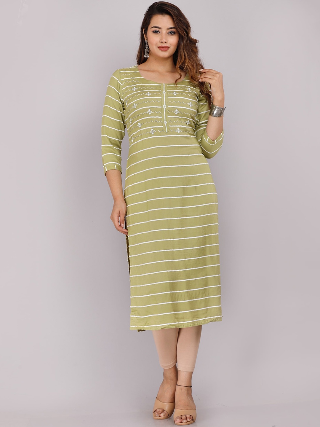 

HIGHLIGHT FASHION EXPORT Embroidered Striped Straight Kurta, Green