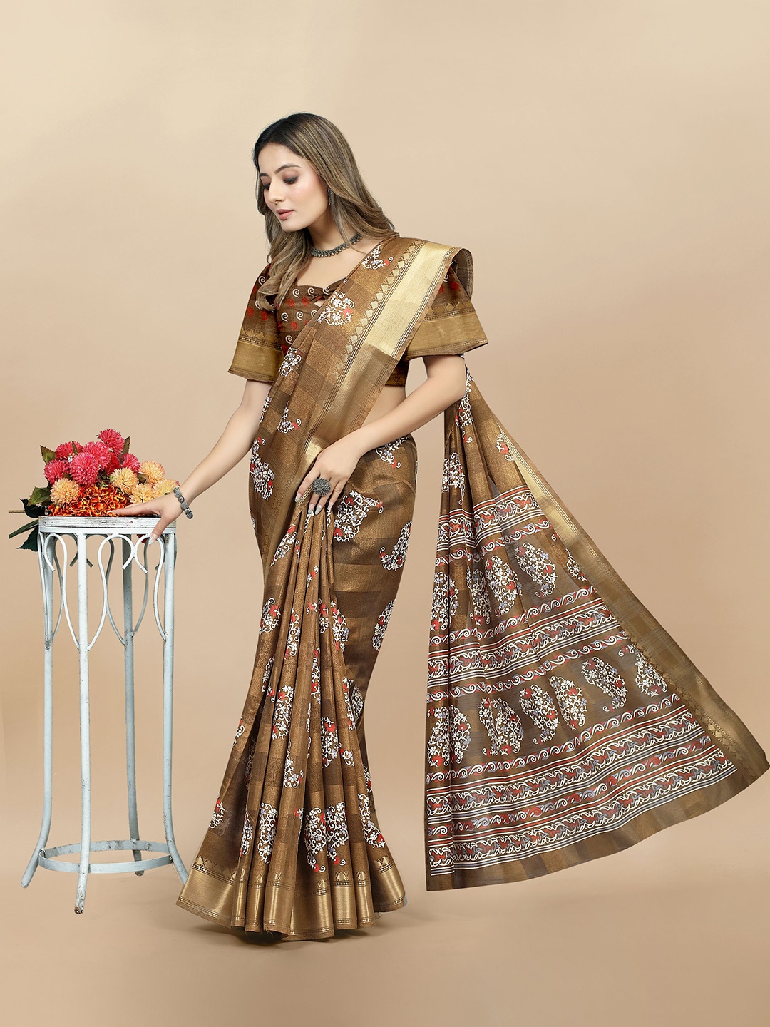 

V3 FASHION STUDIO Ethnic Motifs Zari Jamdani Saree, Brown