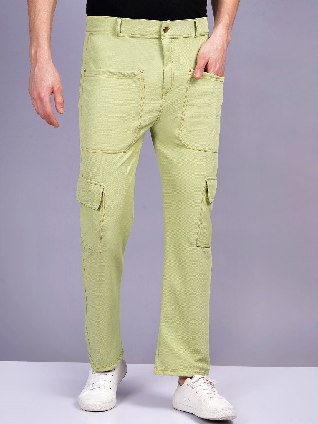 

WE PERFECT Men Relaxed Cotton Cargos Trousers, Green