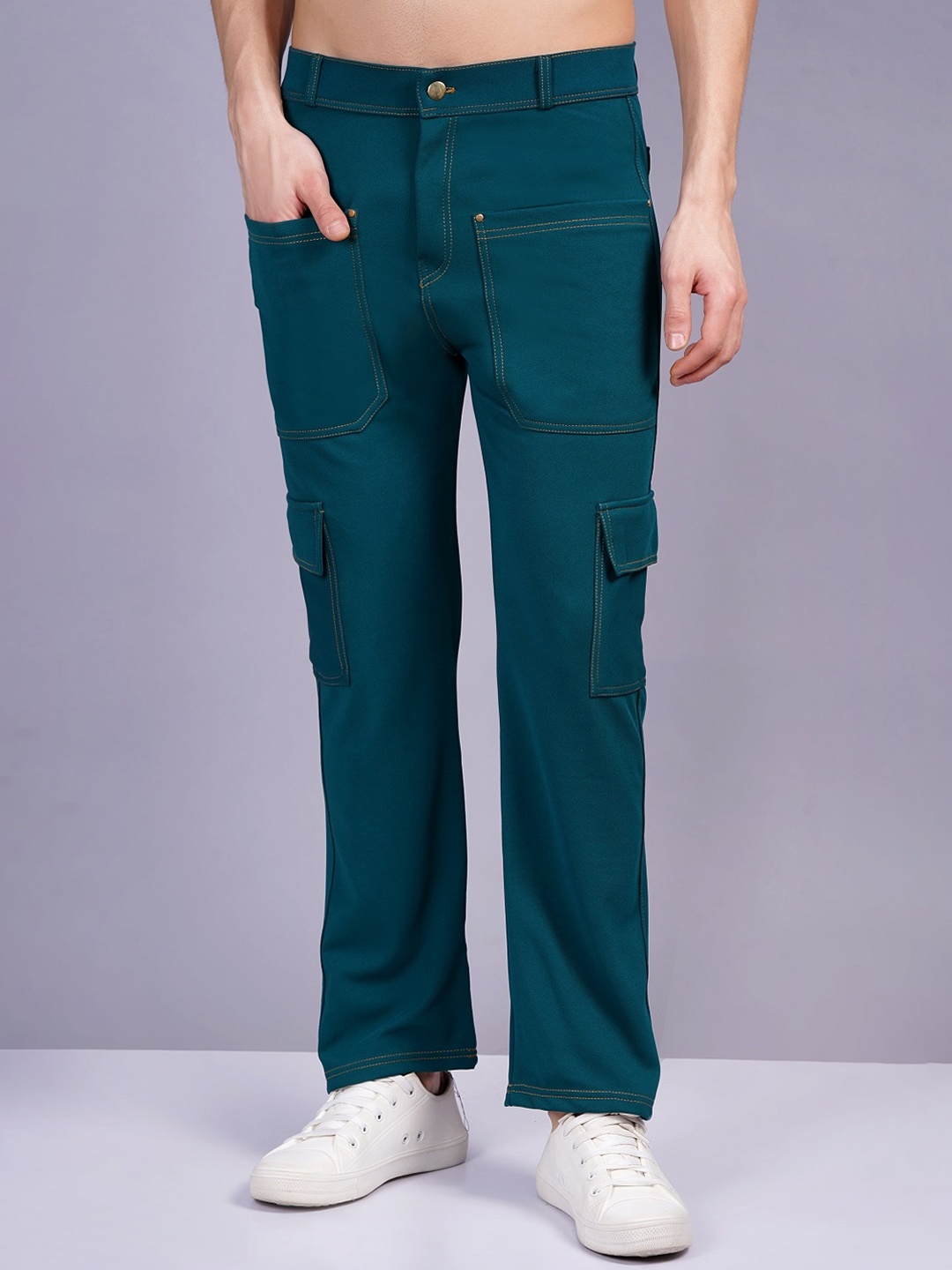 

WE PERFECT Men Relaxed Fit Low-Rise Cargos Trousers, Green