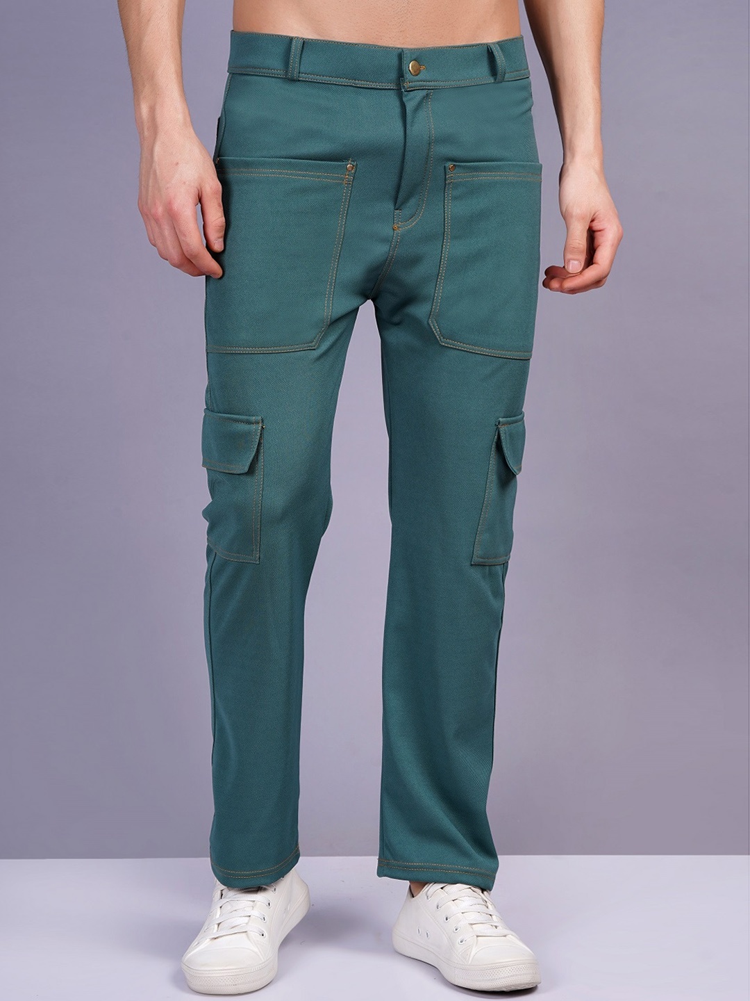 

WE PERFECT Men Relaxed Cotton Cargos Trousers, Green