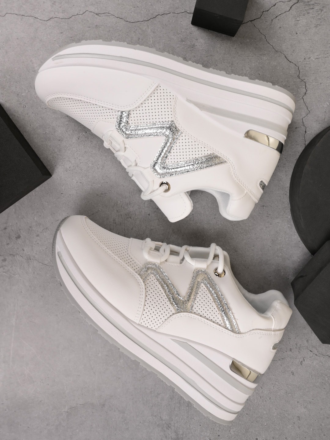 

Jove Women Colourblocked PU Sneakers, White