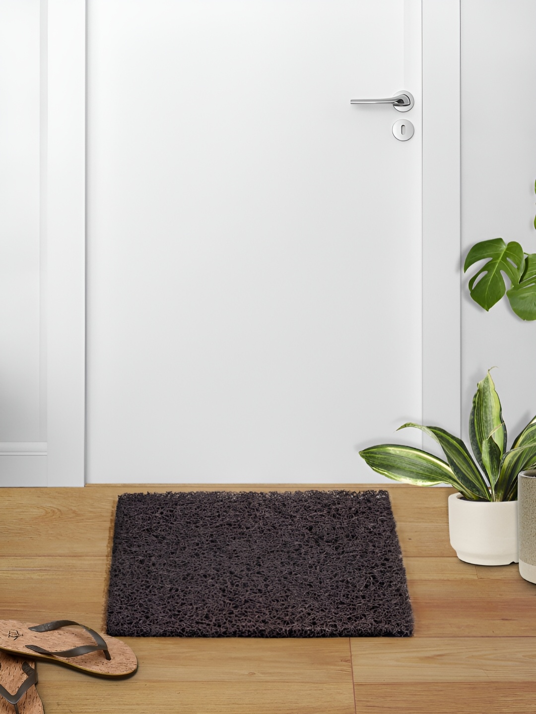

Aura Grey & Black Textured Rectangle Anti-Skid Doormats