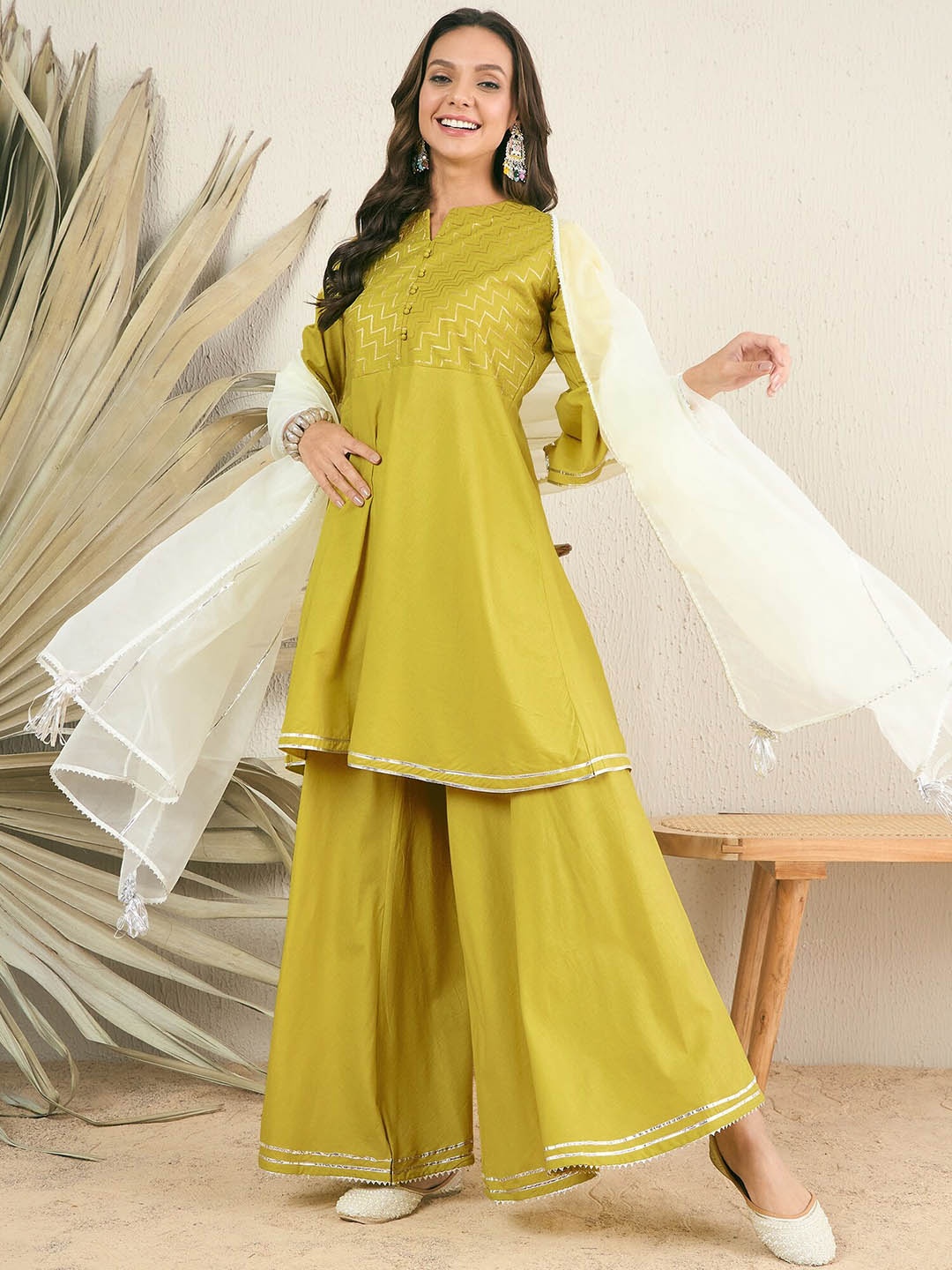 

Inddus Women Regular Gotta Patti Kurta with Sharara & With Dupatta, Green
