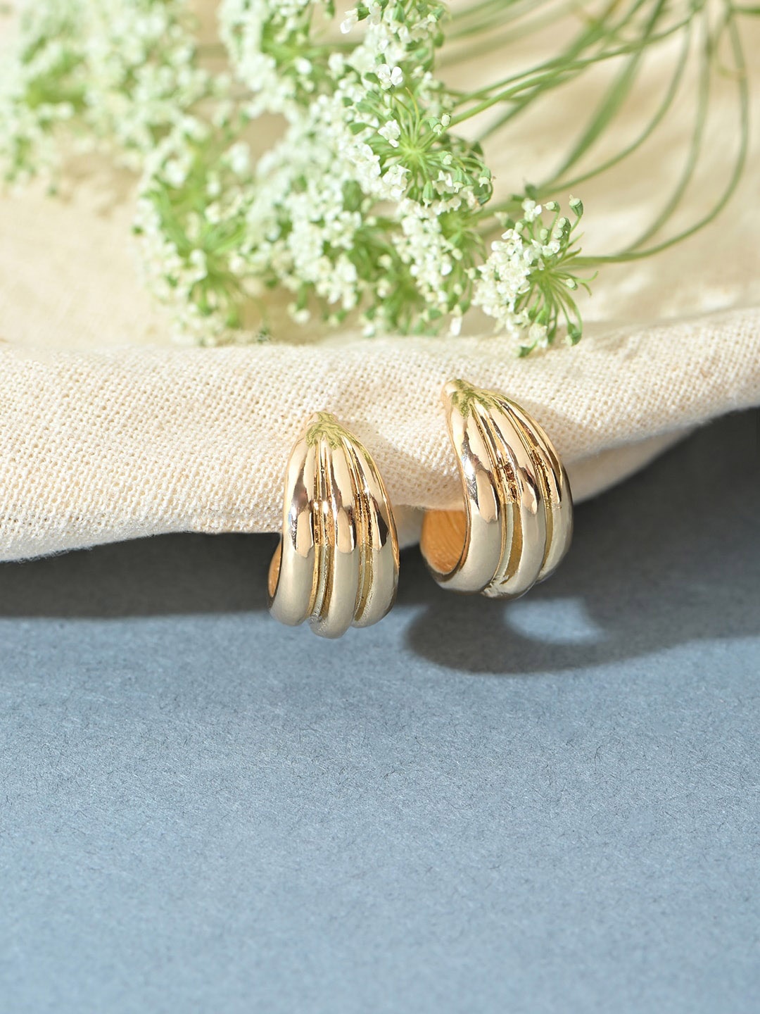 

ToniQ Gold-Plated Circular Half Hoop Earrings