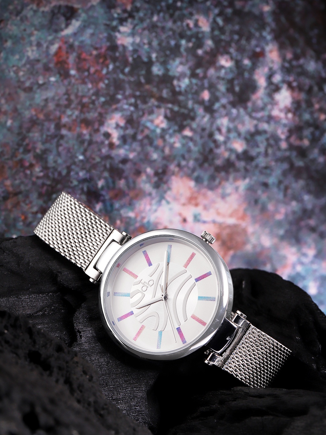 DressBerry Women Printed Dial & Bracelet Style Straps Analogue Watch DB-14-01, Silver