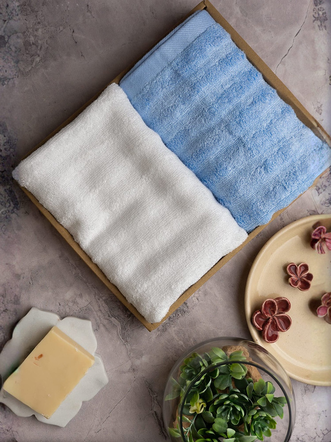 

MUSH Navy Blue & White 2 Pieces Bamboo 600 GSM Bath Towels