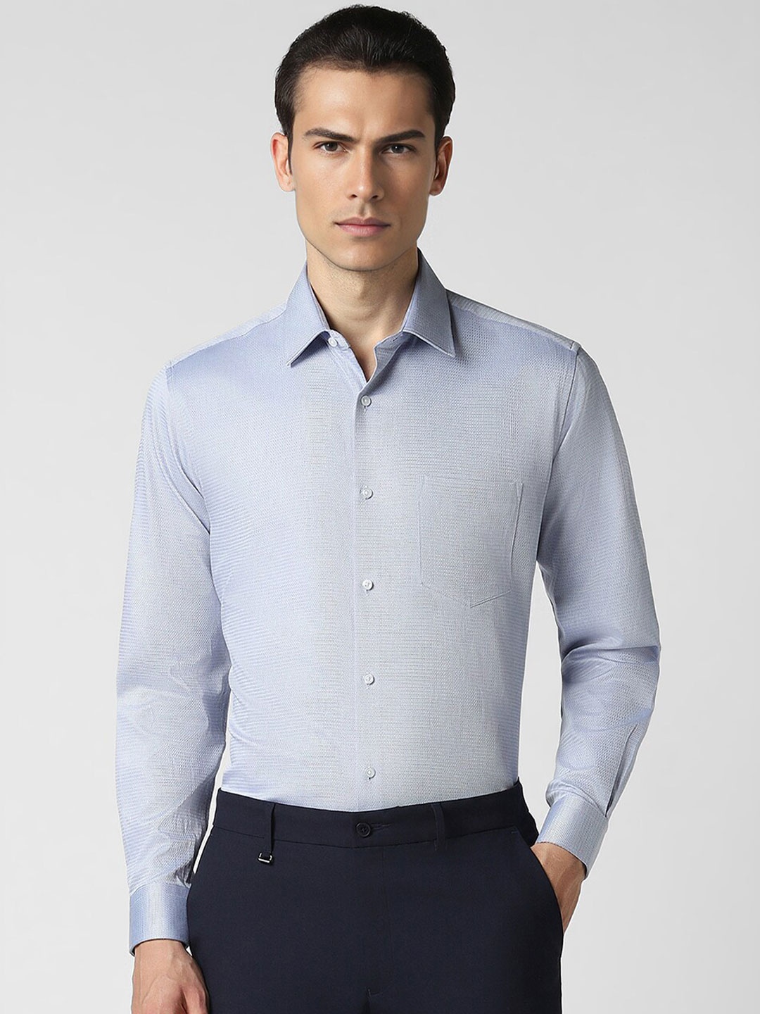 

Van Heusen Textured Spread Collar Full Sleeves Cotton Regular Fit Shirt, Blue