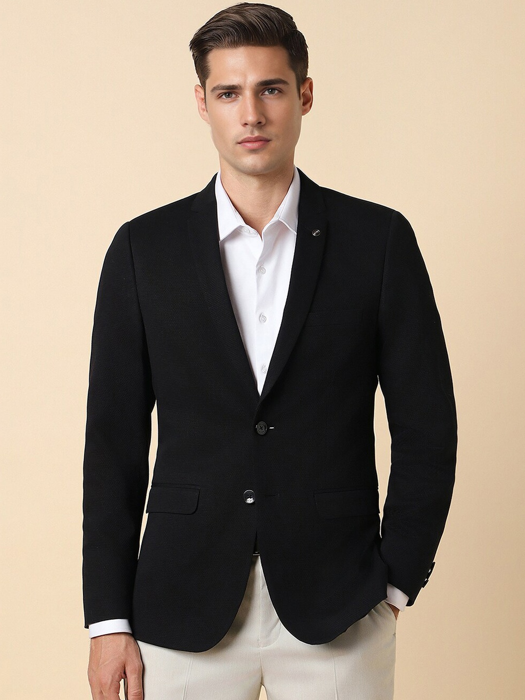 

Allen Solly Men Ultra Slim-Fit Pure Cotton Single Breasted Blazer, Black