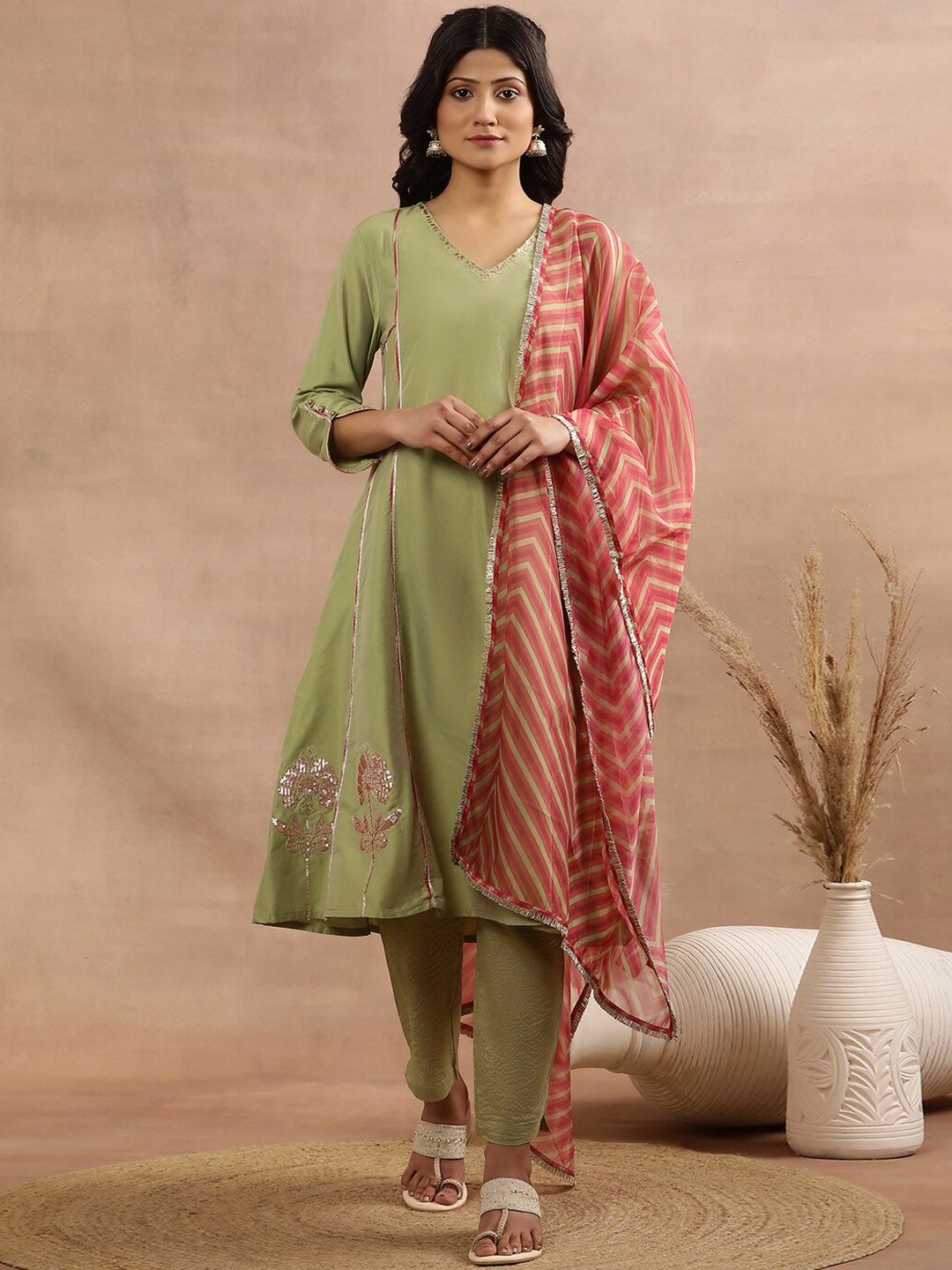 

W Women Regular Sequinned Kurta with Trousers & With Dupatta, Green