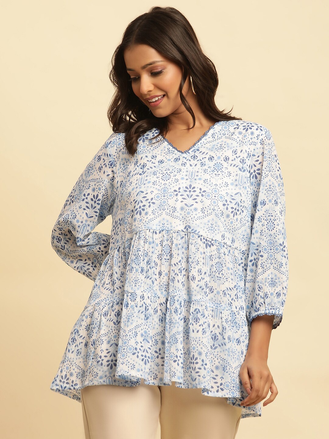 

W White & Blue Floral Printed Cotton A-Line Top