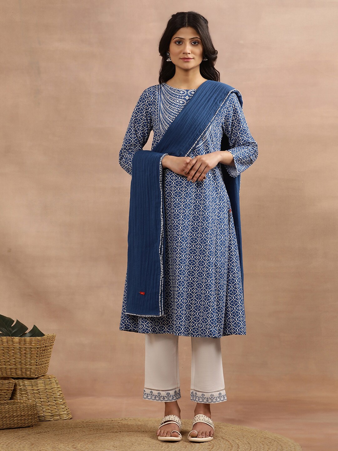 

W Dupatta, Blue