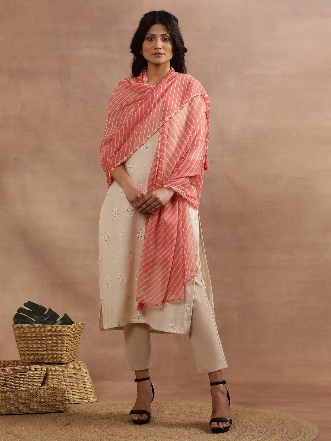 

W Striped Dupatta, Pink