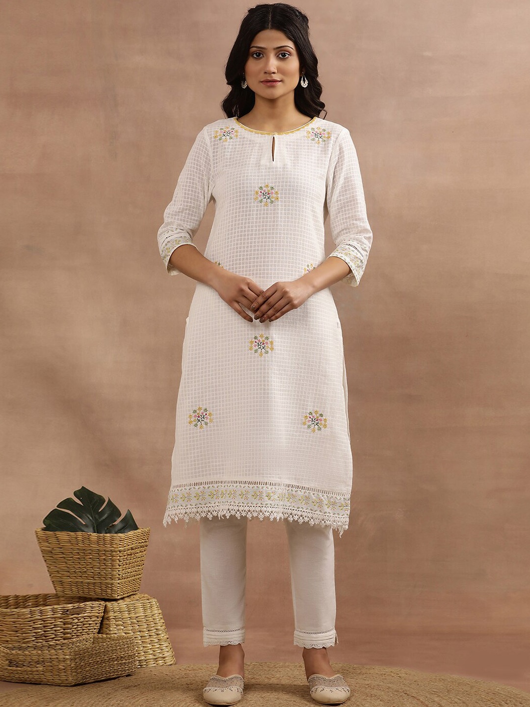 

W Floral Embroidered Keyhole Neck Thread Work Pure Cotton Straight Kurta, White