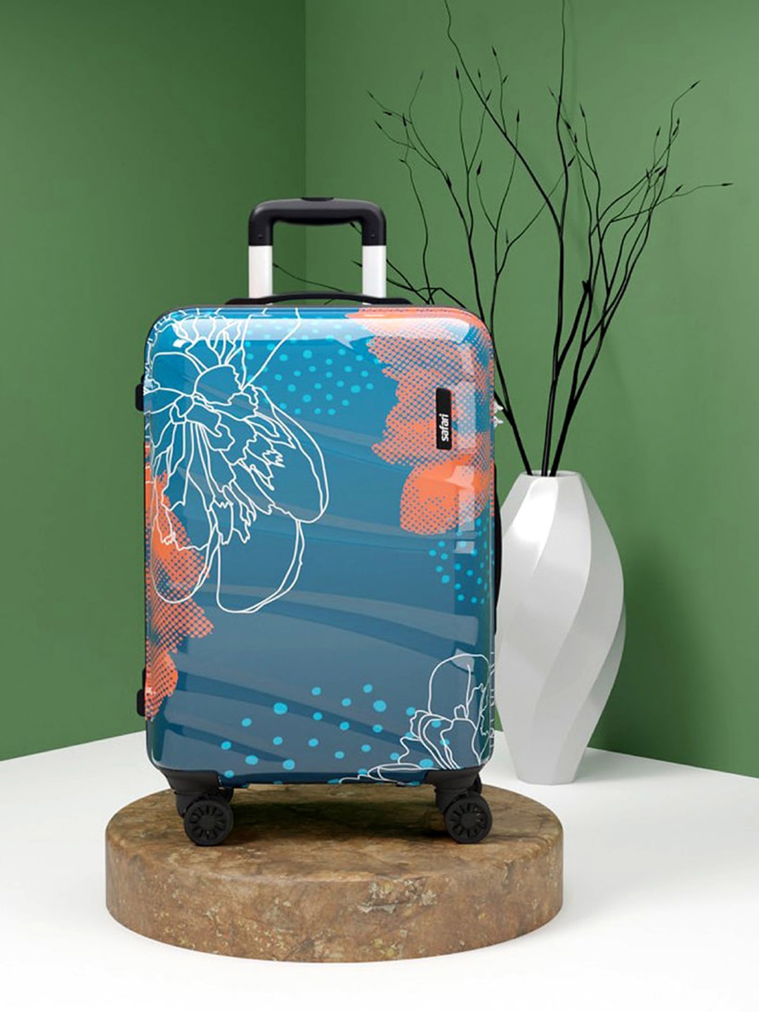 

Safari Serene Hard-Sided Large Trolley Suitcase, Blue