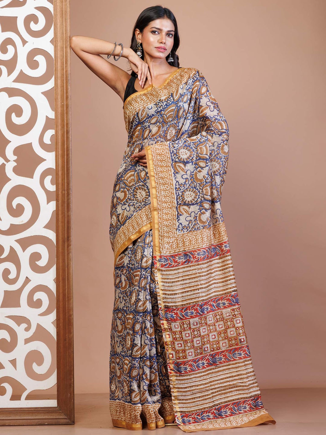 

Unnati Silks Tie and Dye Silk Cotton Handloom Chanderi Saree, Blue