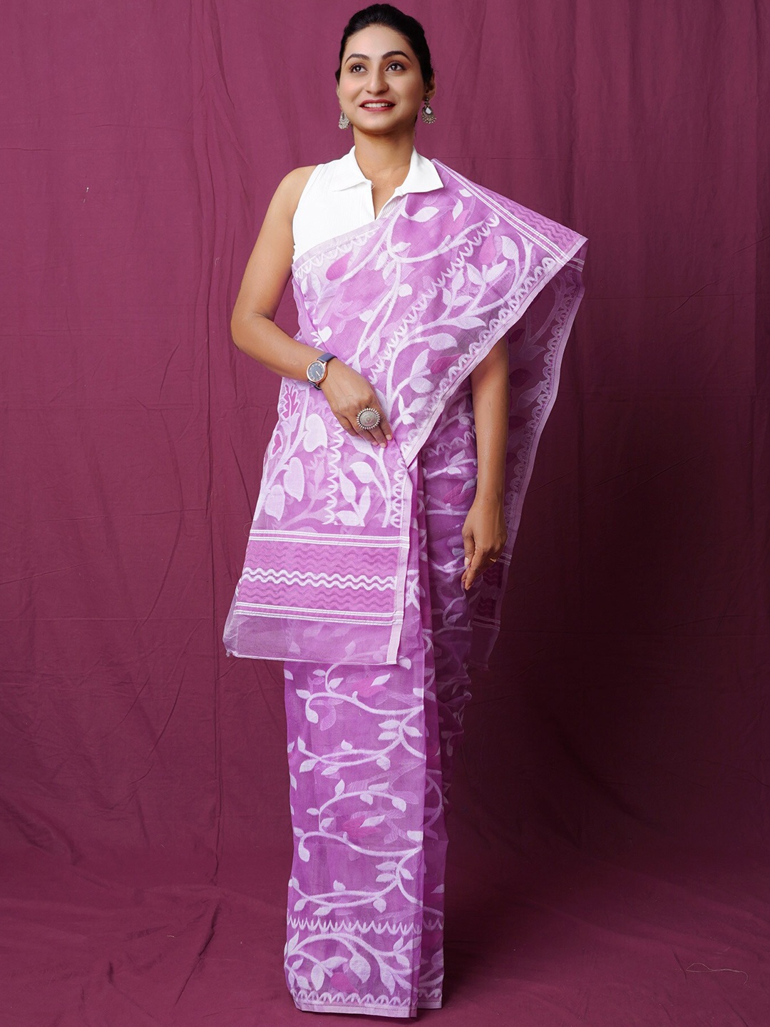 

Unnati Silks Ethnic Motifs Pure Cotton Handloom Jamdani Saree, Purple