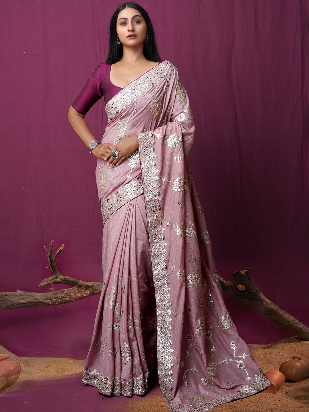 

Unnati Silks Embellished Zardozi Silk Blend Handloom Bhagalpuri Saree, Pink