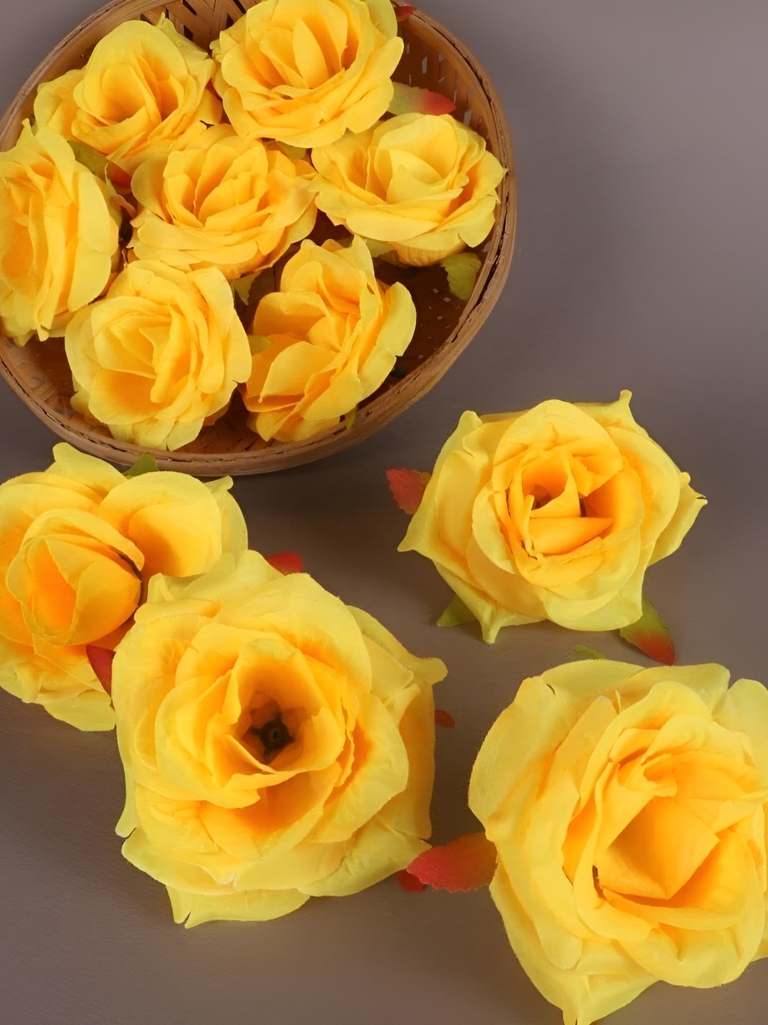 

WELL ART GALLERY Yellow 10 Pieces Rose Artificial Flower