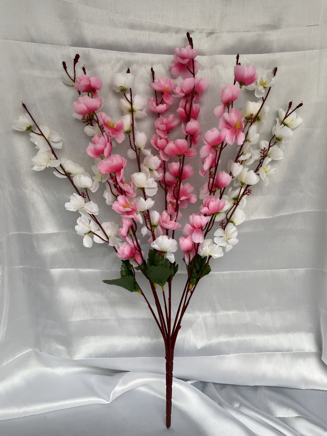 

WELL ART GALLERY Pink & White 9 Pieces Cherry Blossom Artificial Flowers