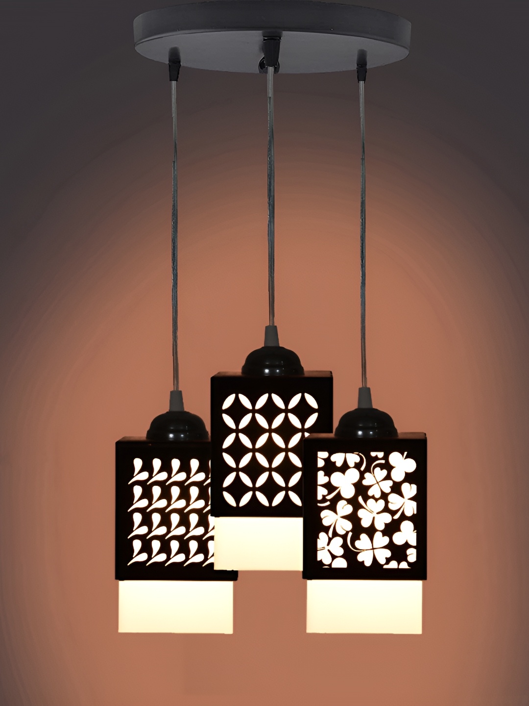 

Afast Black & White Traditional Textured Wooden Ceiling Lamp