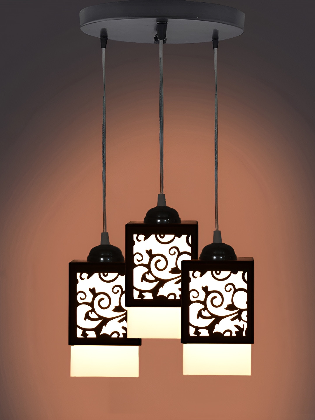 

Afast Black & White Textured Traditional Cluster Ceiling Lamp