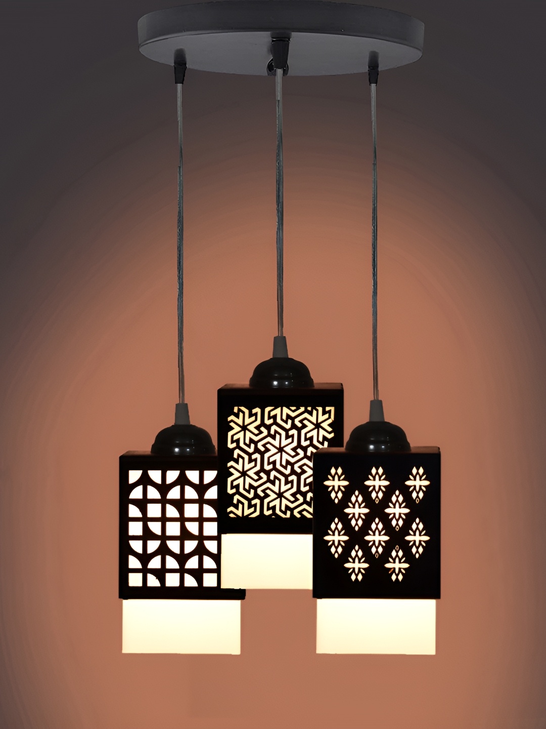 

Afast Black & White Textured Traditional Cluster Ceiling Lamp