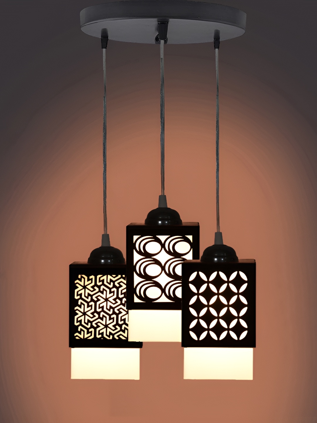 

Afast Black & White Traditional wooden Textured Ceiling Lamp