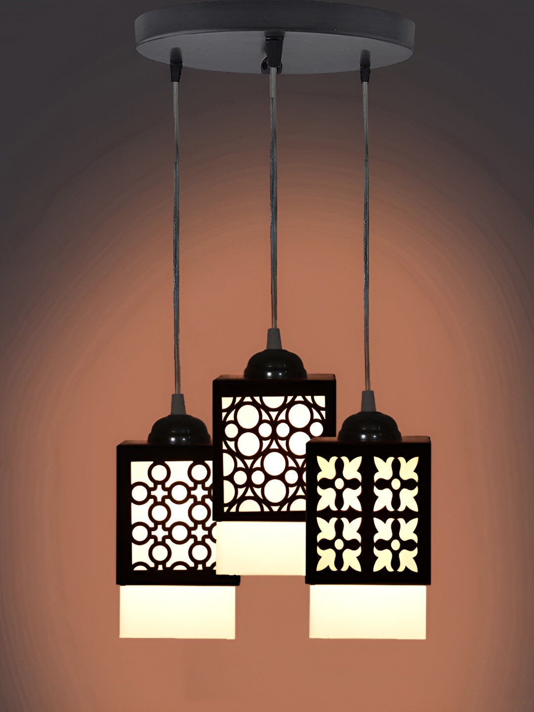 

Afast Black & White Traditional Textured Wooden Ceiling Lamp