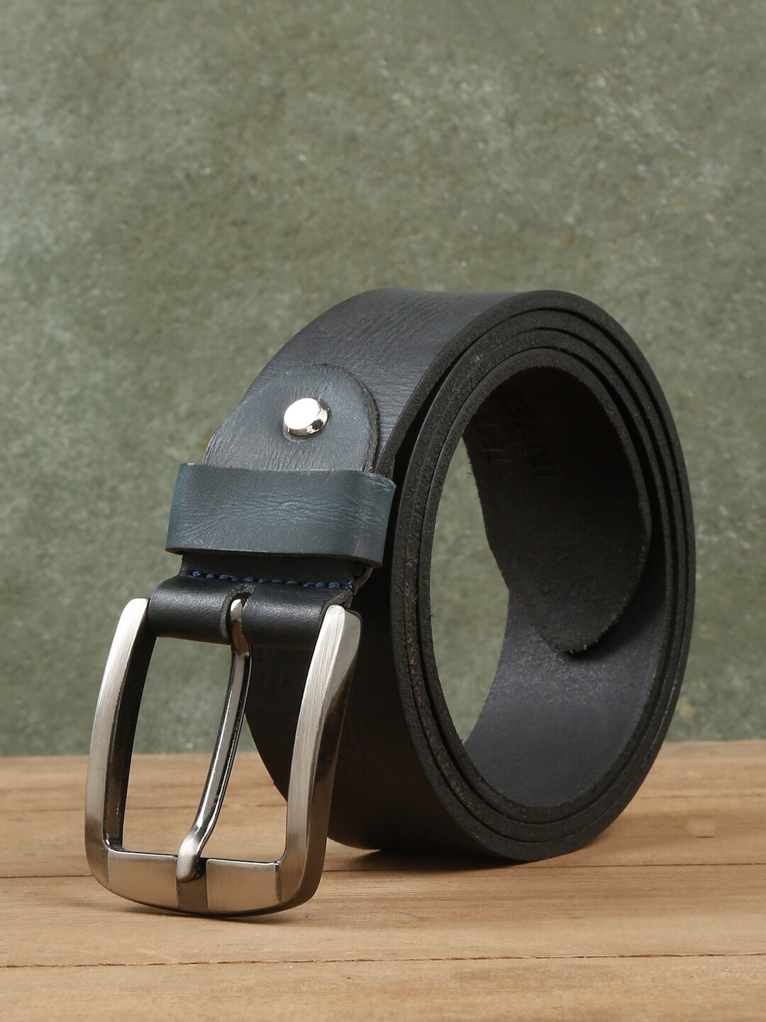 

Teakwood Leathers Men Textured Leather Belt, Blue