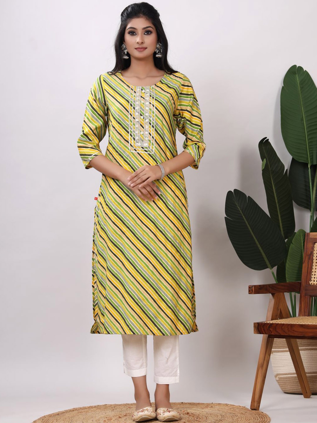 

VASVI Leheriya Printed Thread Work Silk Straight Kurta, Yellow