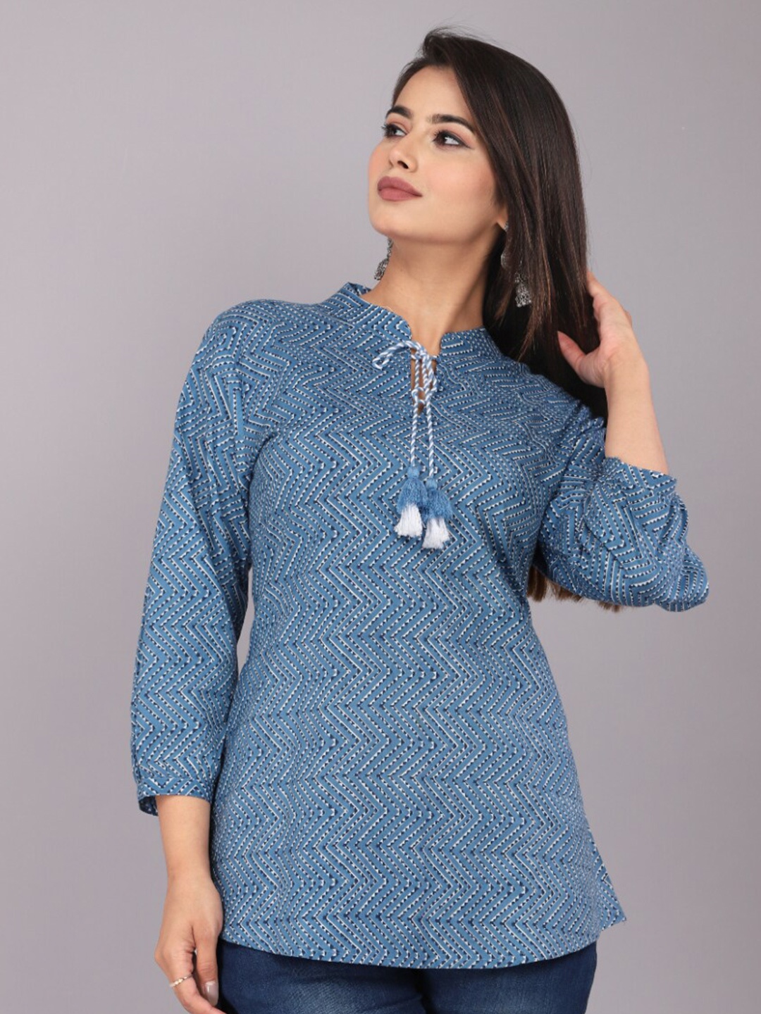 

HIGHLIGHT FASHION EXPORT Geometric Printed Mandarin Collar Top, Blue