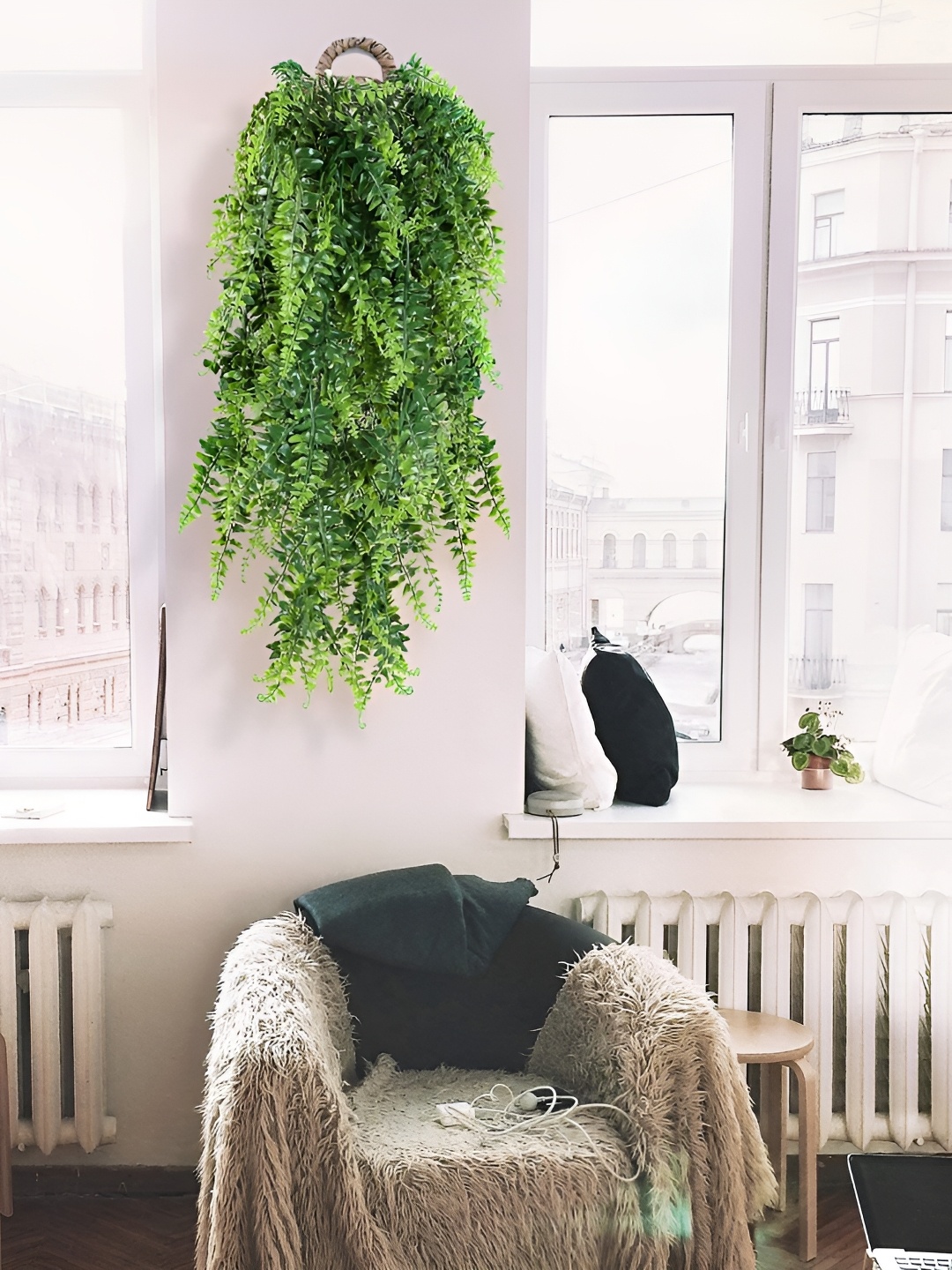 

WELL ART GALLERY Green Fern Artificial Plant