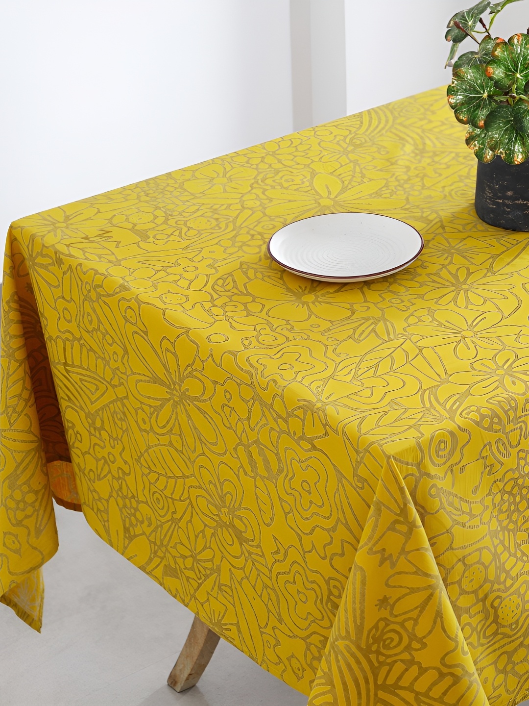 

TARAN LIVING Mustard Floral Cotton 8-Seater Table Cover