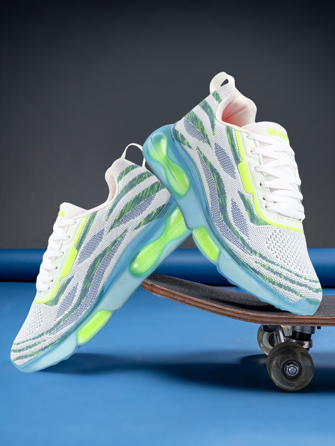 

Killer Men Textile Running Shoes, White