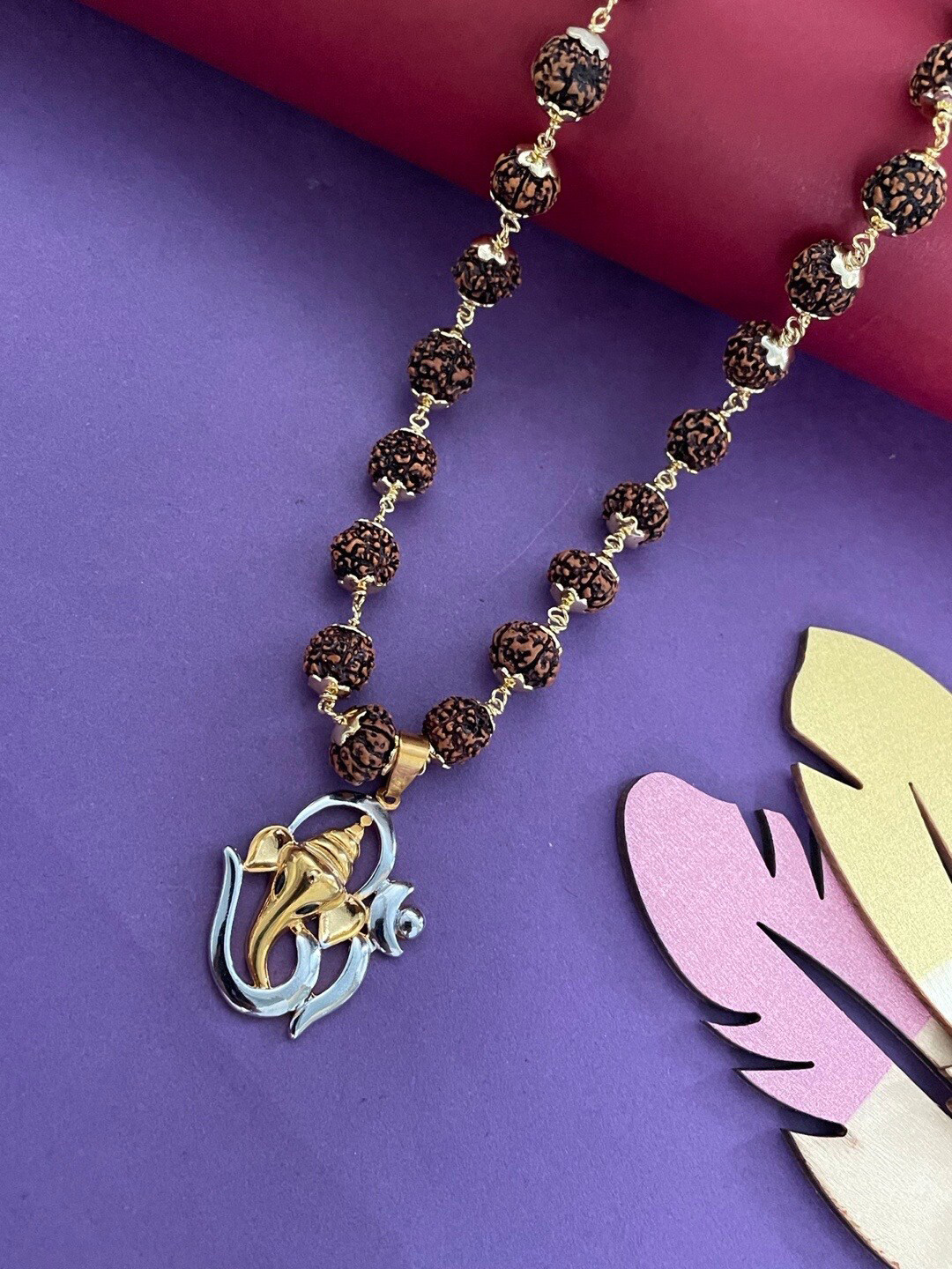 

Digital Dress Room Men Brass Gold-Plated Necklace