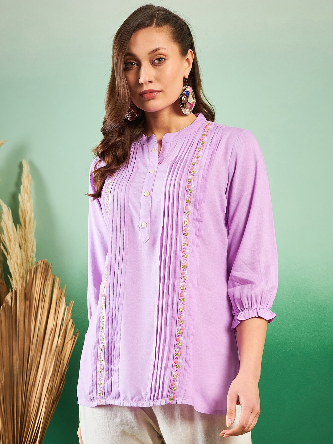 

Sangria Embroidered Pleated Straight Kurti, Purple