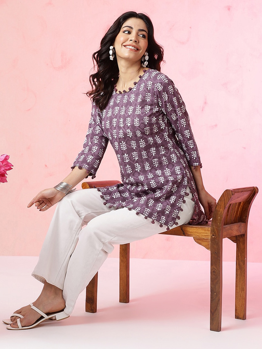 

Anouk Purple Floral Printed Cotton A-Line Ankle Length Thread Work Kurta