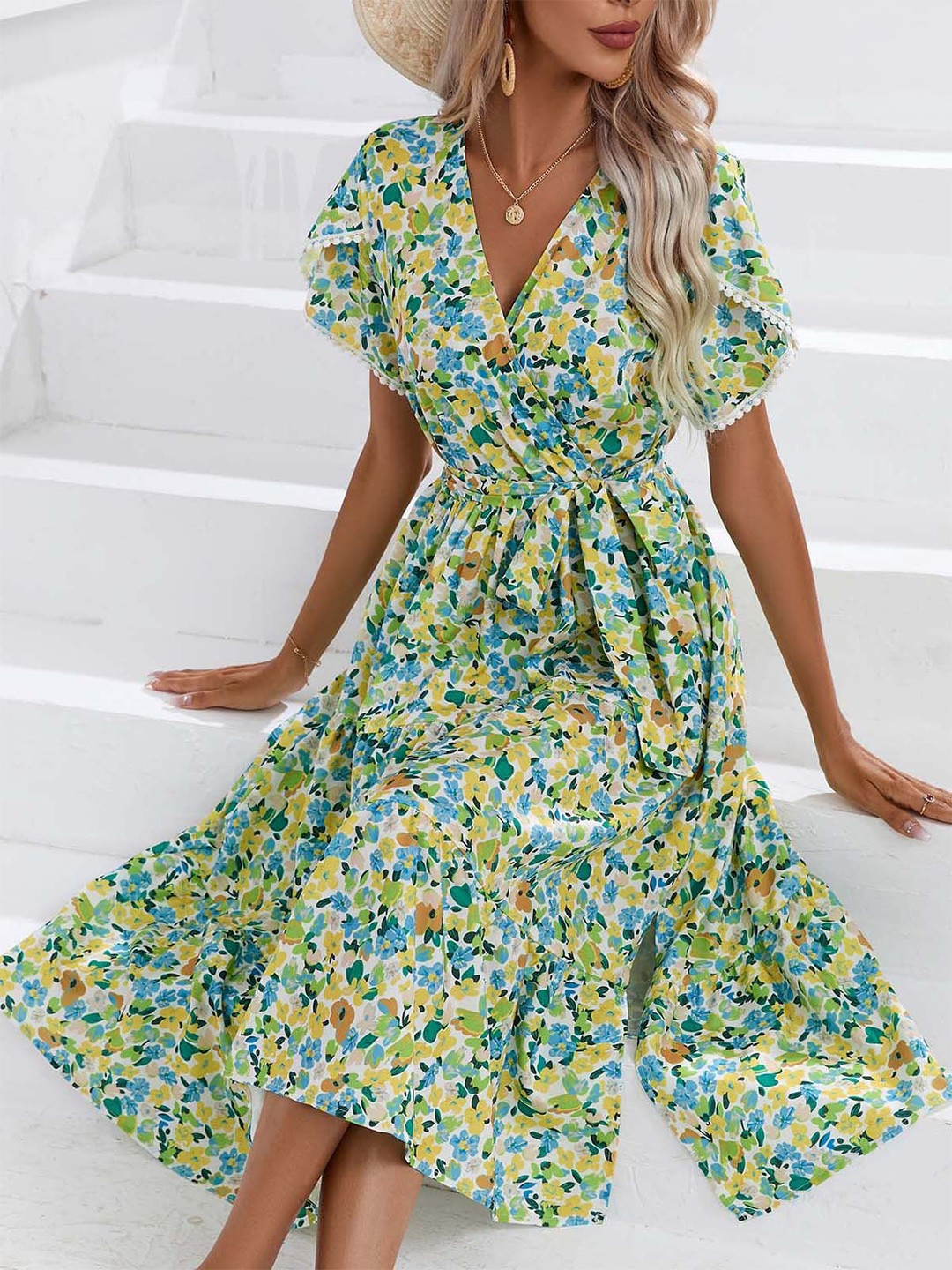 

StyleCast Green Floral Printed Puff Sleeve Fit & Flare Dress