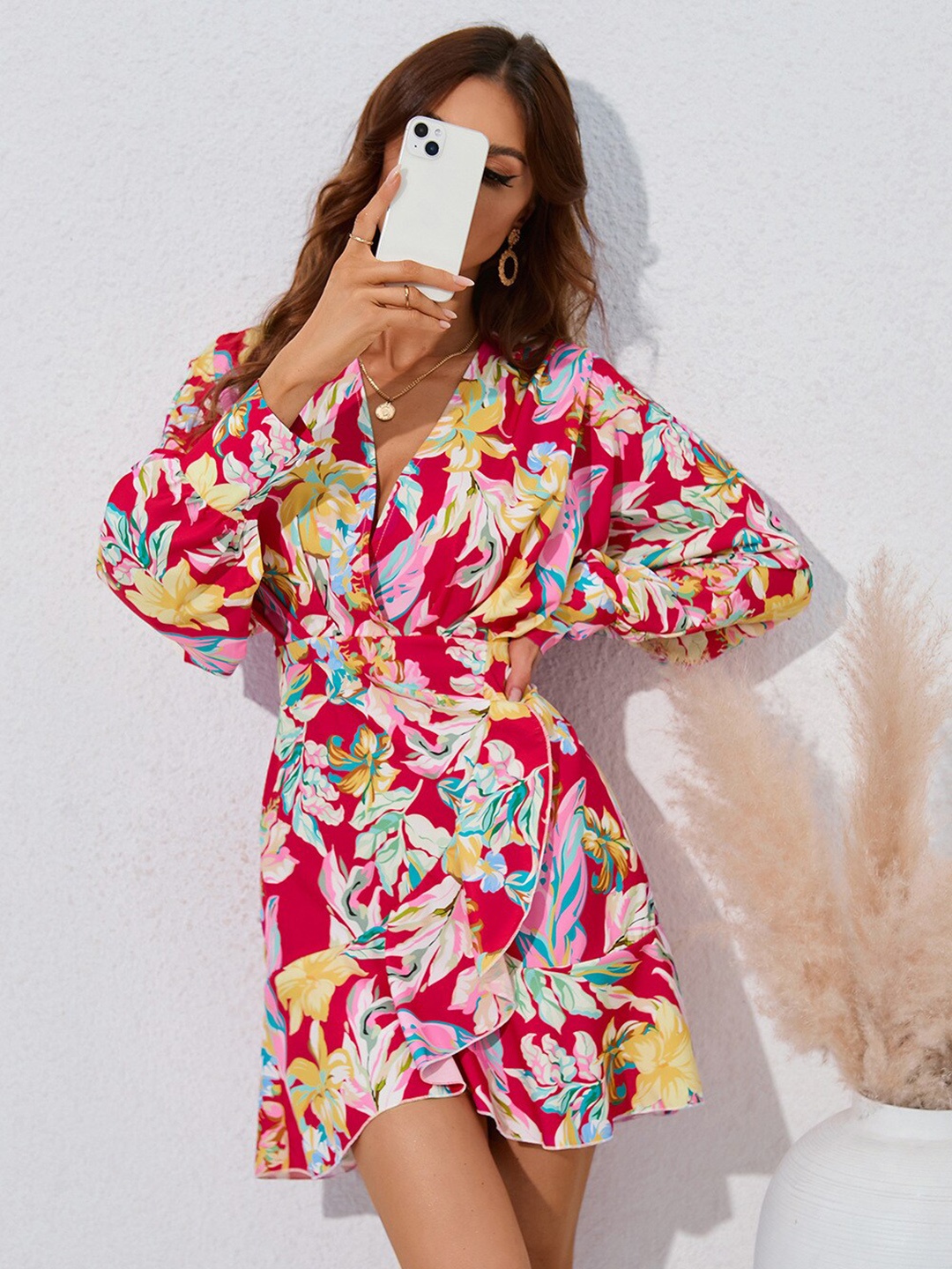 

StyleCast Pink Floral Printed Wrap Dress
