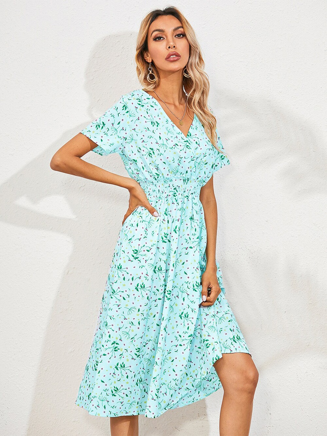 

StyleCast Floral Printed V-Neck Fit and Flare, Blue